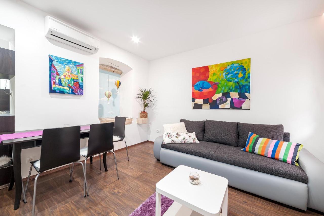 דירות שיבניק Aparment Lila מראה חיצוני תמונה